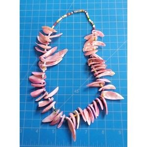 Vintage Pink Sea Shells Necklace, Hawaiian Style 18"